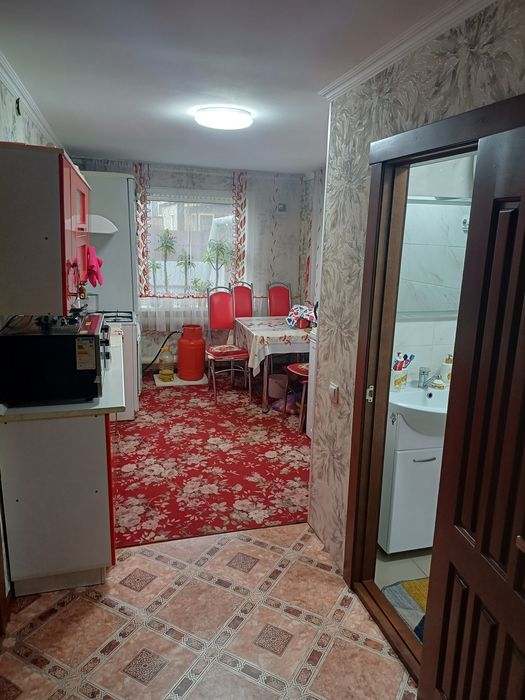 Продам дом  раион бензастрои
