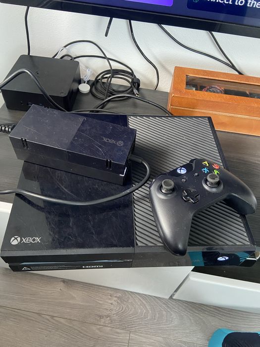 Xbox one plus controller