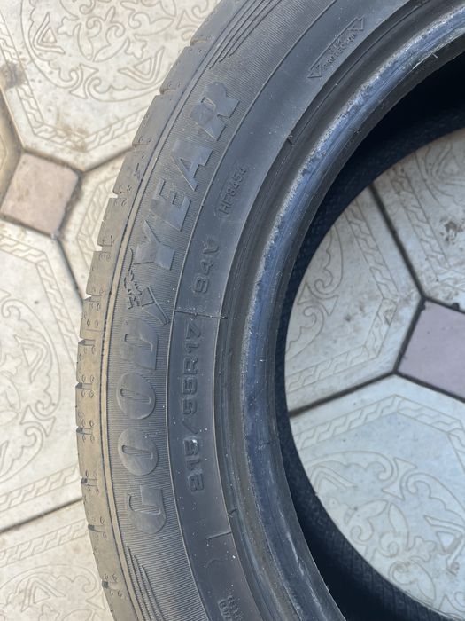 Шины 215/55 - R17 GoodYear