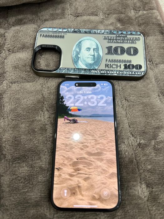 Продам Iphone 15