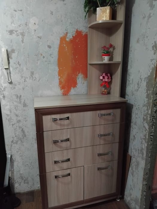 Продам шкаф,комод
