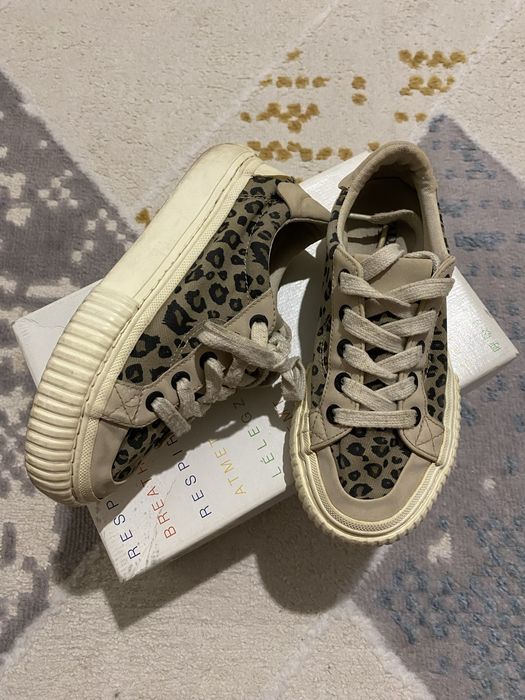 2 пары обуви 31 размера