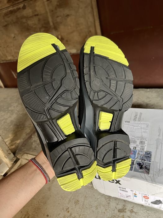 Vand pantofi protectie Uvex marimea 43
