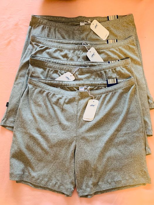 Pantaloni scurți super lejeri