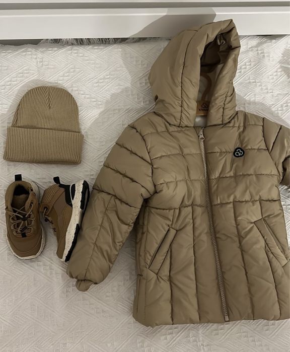 Продам детскую куртку демисезон