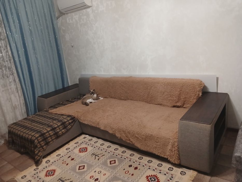 Диван  угловой б/у