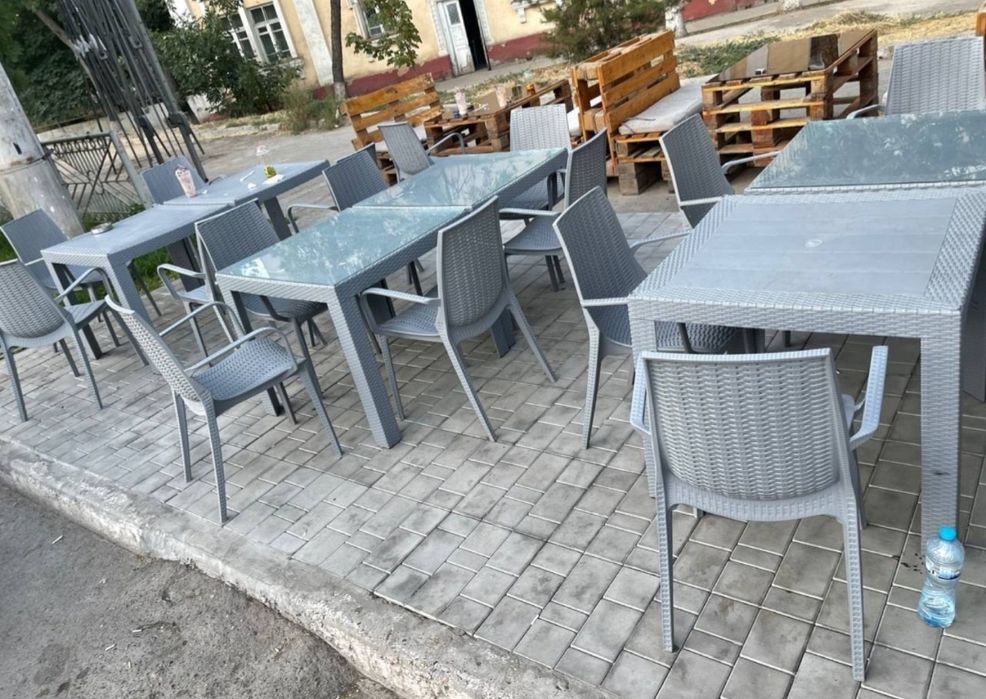 Stol stul komplekt  6 talik  srochna arzon  bervoriladi