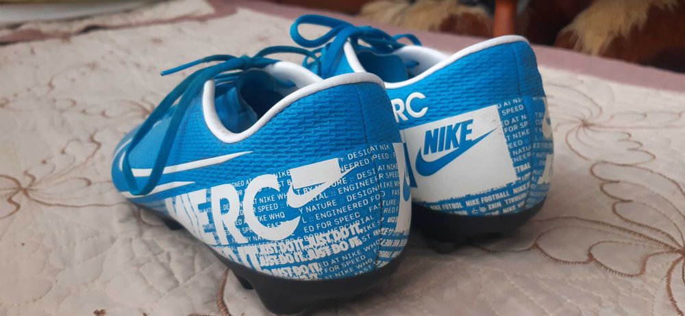 Nike Mercurial Vapor 13