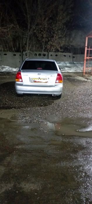 Хундай акцент 2004