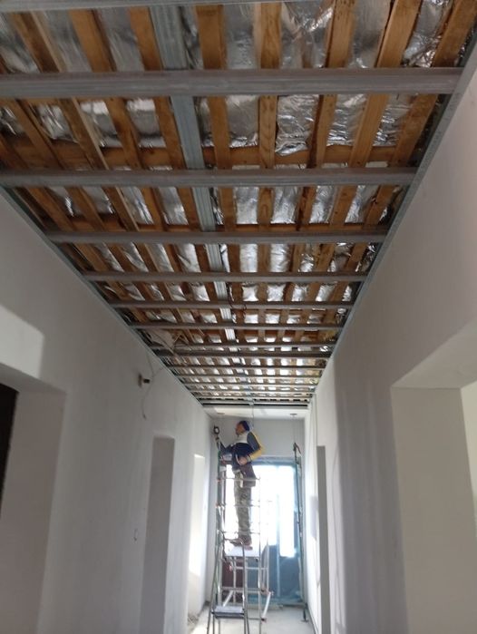 Servicii/construcții profesionale finisaje interioare