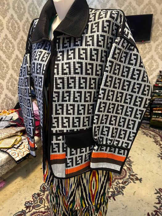 Аеллар учун либослар