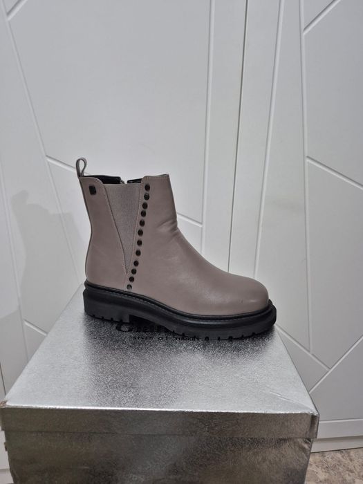 Женская обувь новые