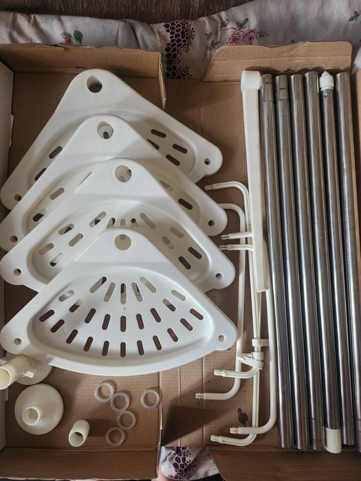 Угловая полка для ванной