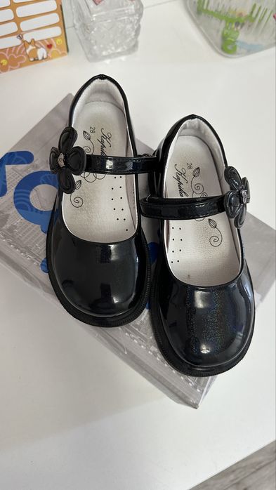 Капика туфли школьные