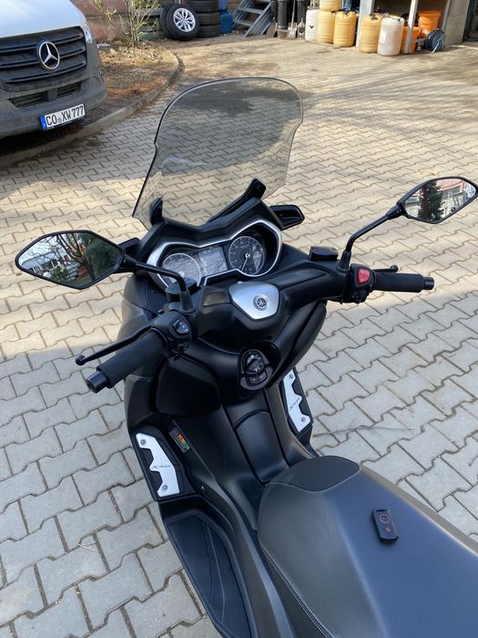 Yamaha XMAX 300  Benzina