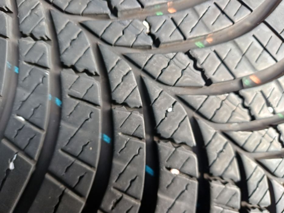 Гуми 215/65/16 Гудиар