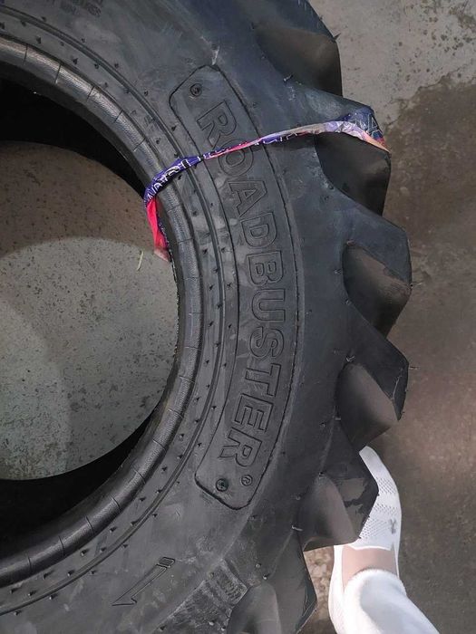 шины для спец техники 12-16.5 Roadbuster