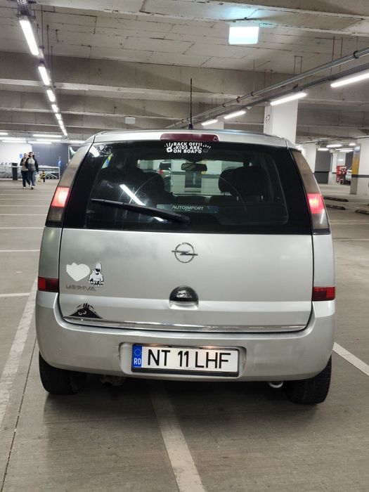 Vand sau Schimb Opel Meriva