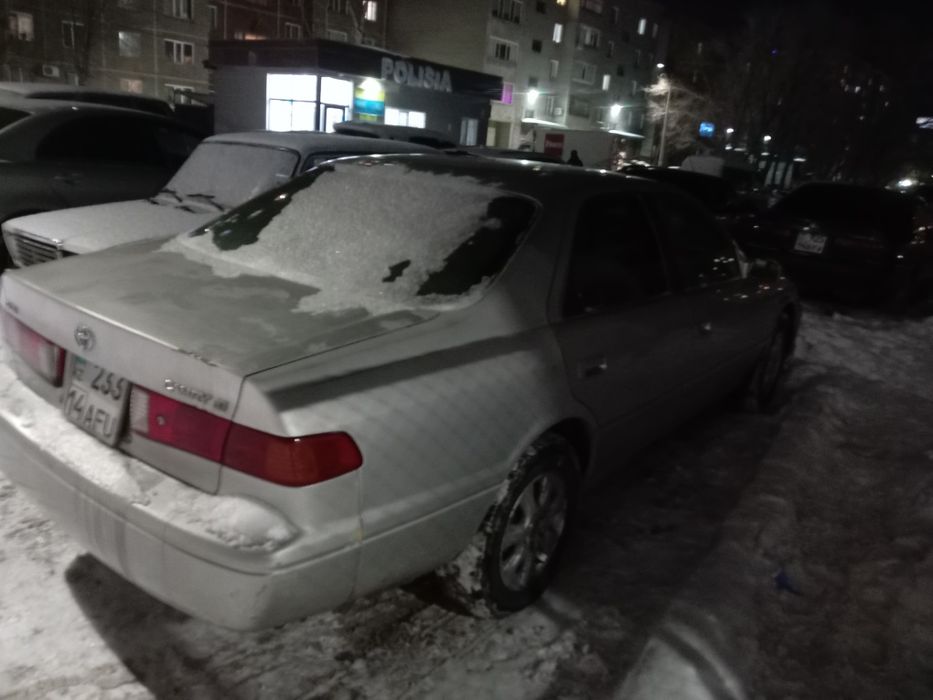 Камри 25 об 2.2 год2001