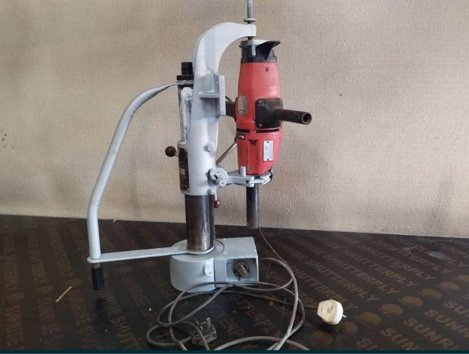 Магнитен бор апарат перфектно състояние 16 мн глава1