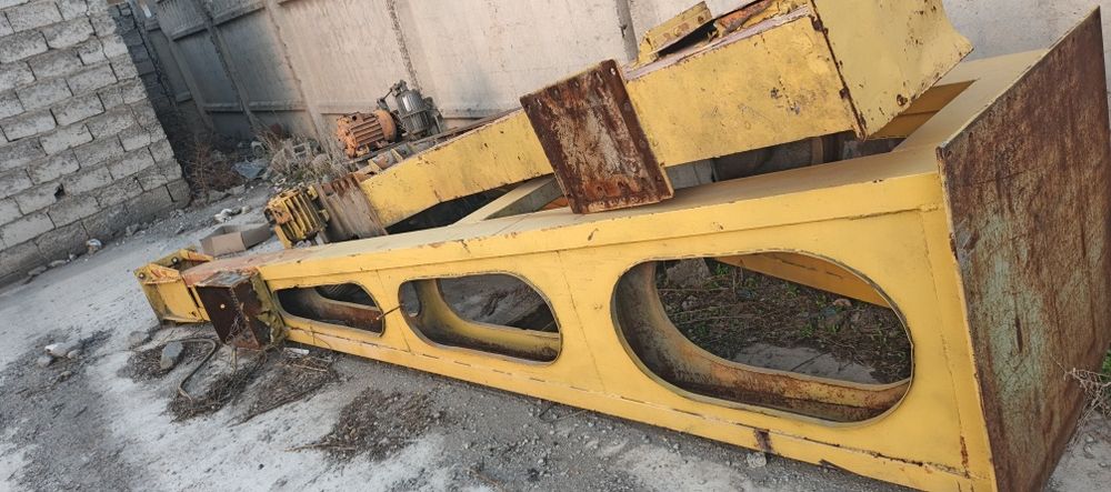 Tayyor kran sotiladi 2 tonnalik tilferlari bn