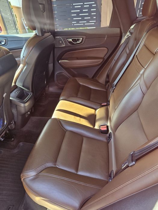 Volvo XC60 D5 AWD Inscription FULL – 2018