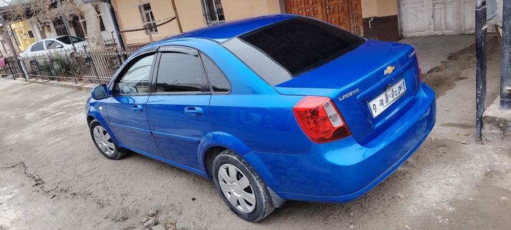 Chevrolet Gentra 1.5 сотилади 2015 сини