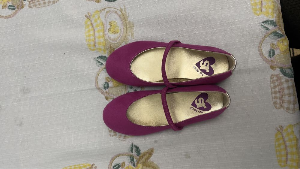Обувь на девочку