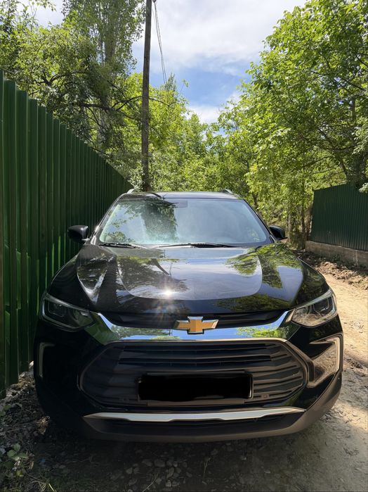 Tracker turbo premier sotiladi