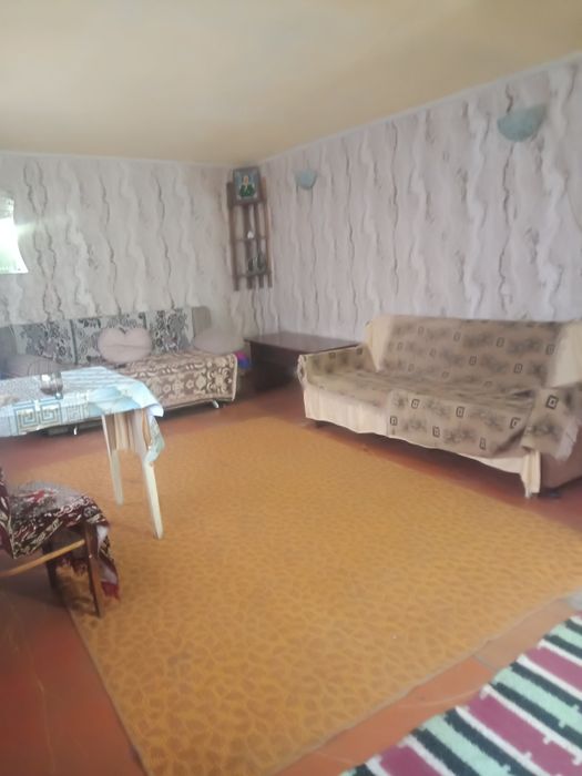 Продам земельный участок с времянкой