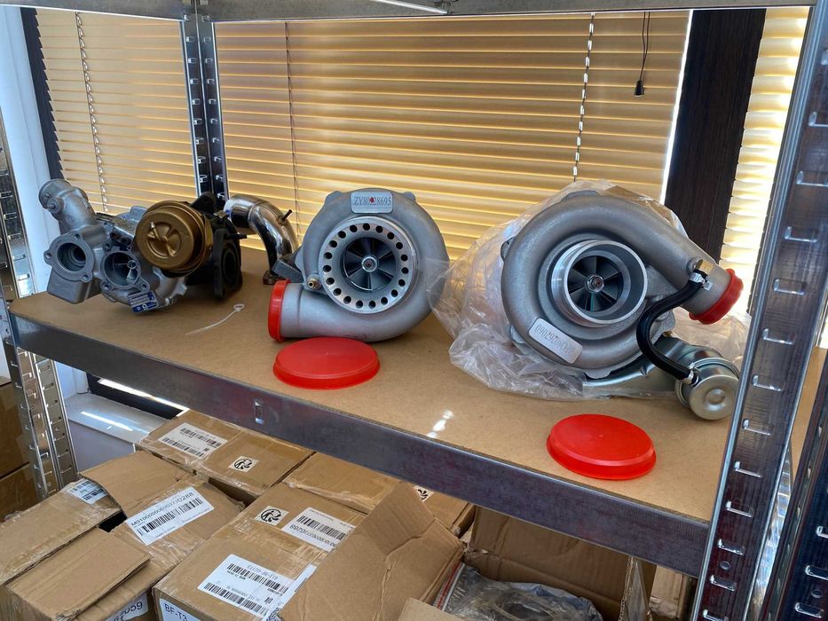 MaXpeedingrods GT3582 Turbolader - Universal Turbo 1.8 400-600PS T3 Flansch