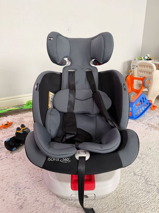 Продаю автокресло срочно