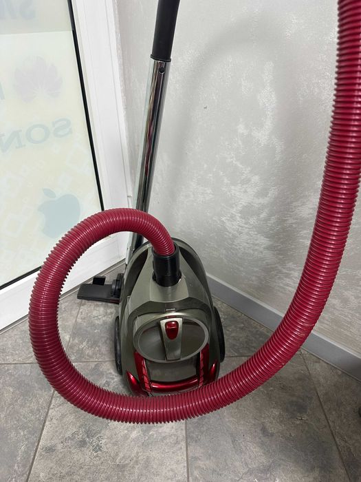 Прахосмукачка без торба Clatronic BS 1294 , 700 W 1.25 L