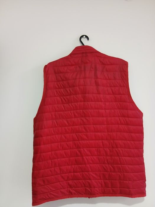 Vesta matlasata unisex  marimea XL sau 48-50 stare perfecta, putin pur