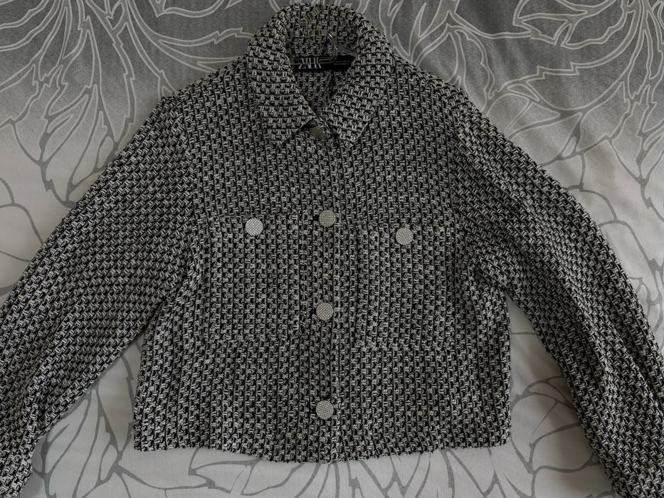 Горници от Зара един и въщи модел различни цветове