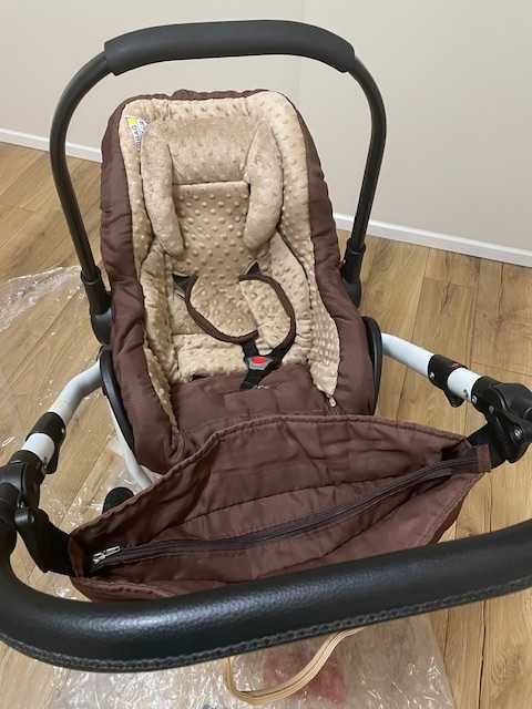 Бебешка количка 3 в 1