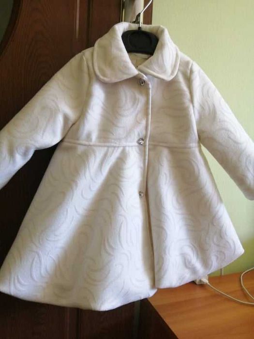 Palton elegant de toamna- iarna NOU ( marime 12Luni; 80cm)