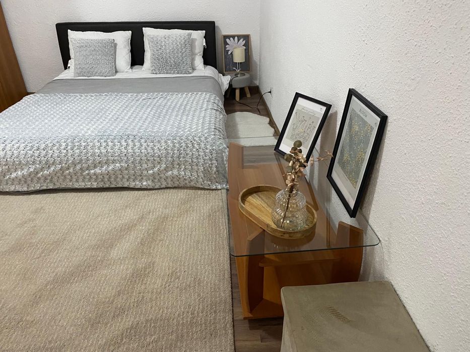 Garsoniera de inchiriat langa PIAȚA CENTRALA