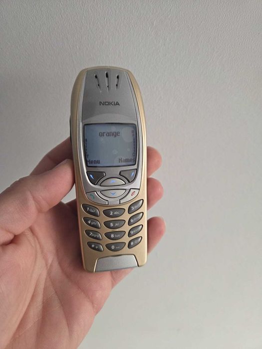 Nokia 6310i  in stare extrem de buna