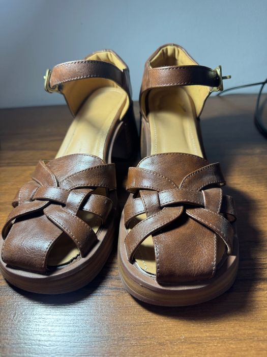 босоножки летнее