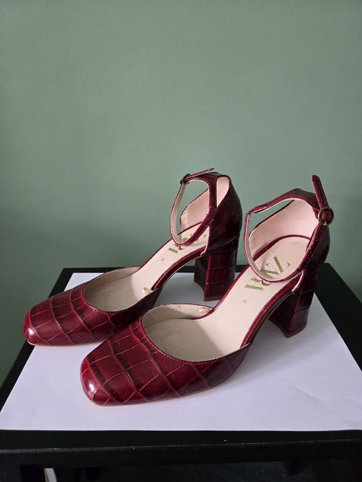 Кожени дамски обувки Zara 38 номер