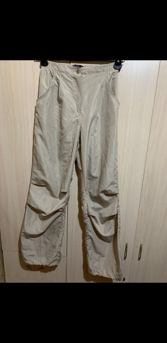 Карго и джинсы..