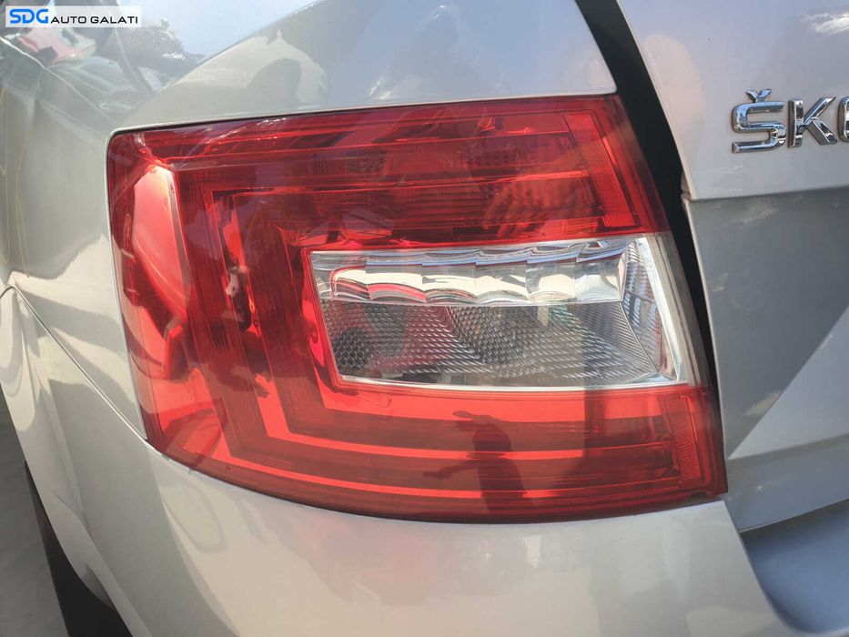 Stop Lampa Tripla Stanga Skoda Octavia 3 Hatchback Berlina Sedan 2013 - 2017 [C4369]