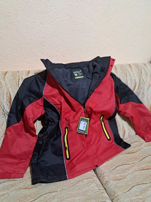 Мъжко водонепропускаемо яке