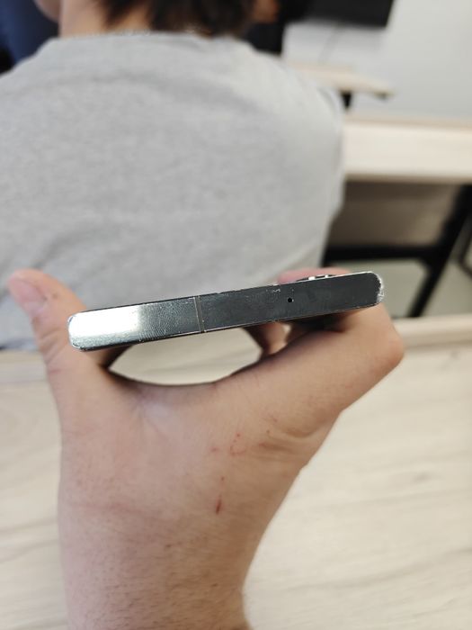 Samsung S23 Ultra 256/12