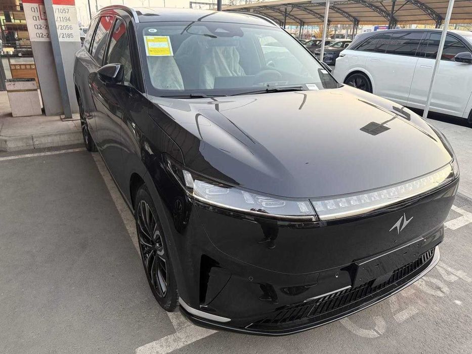 Dongfeng 008 Ultra Restyling 2025г! Черный / Оранжевый! ND!