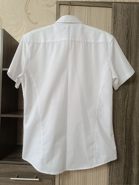 O'stin. Белая рубашка на подростка