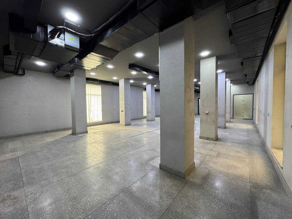 Продается здание 
Шайхантахурский район
Ориентир: Улица Навои