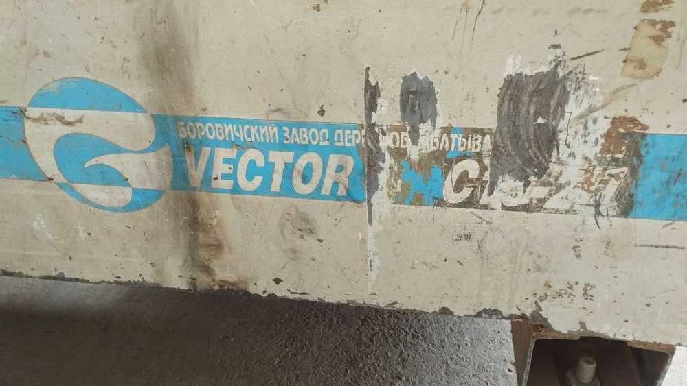 Четырёхсторонний продольно фрезерный станок