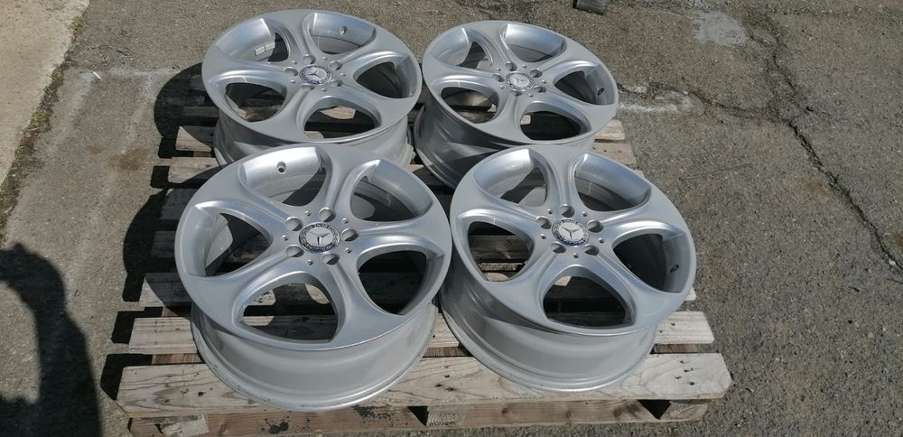 18 цола 5 х 112 мм Мерцедес Це Класа 205 Купе - ЧИСТО НОВИ